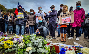 Un rassemblement en hommage à Samuel Paty, le professeur décapité à Conflans.
