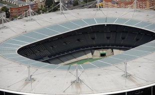 Le Stade de France a été réservé le même jour, samedi 1er juin 2013, pour accueillir la finale de la Coupe de France de football et celle du Top 14 de rugby, une "coïncidence" selon la Fédération française de football (FFF), rapporte mardi Le Parisien/Aujourd'hui en France.