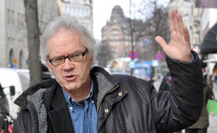 Le dessinateur suédois Lars Vilks dans les rues de Stockholm, le 11 mars 2010.