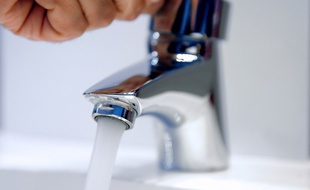 L'eau du robinet était coupée depuis le 15 septembre sur l'île.