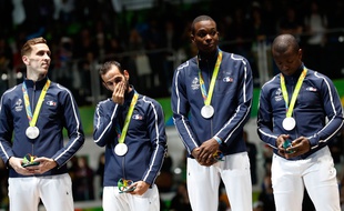 Les fleurettistes tricolores, médaillés d'argent à Rio le 12 août 2016.