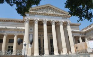 Le prévenu sera jugé mardi en comparution directe.