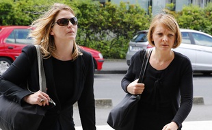 Rachel Lambert, la femme et tutrice de Vincent Lambert, à droite.
