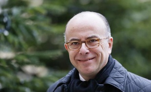 Le ministre de l'Intérieur Bernard Cazeneuve à Matignon, le 23 décembre 2014