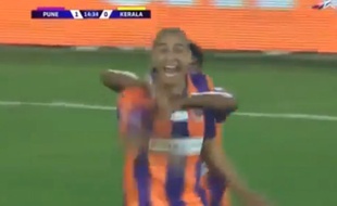 David Trezeguet continue de marquer.