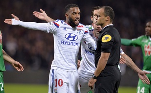 Alexandre Lacazette a pu ne pas toujours être d'accord avec Saïd Ennjimi, il a apprécié son dialogue dimanche dans le derby.