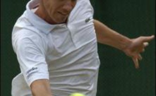 Marion Bartoli et Richard Gasquet, qui n'étaient jamais allés aussi loin à Wimbledon, sont en quête d'exploit vendredi face à deux stars du circuit, Justine Henin et Andy Roddick.