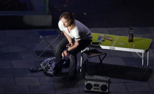 Le baryton américain John Chest lors d'une représentation du Don Giovanni de Mozart à l'opéra de Nantes, le 1er mars 2016