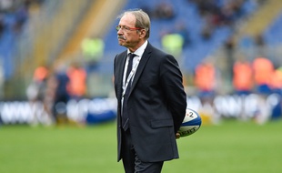 Jacques Brunel a donné sa liste pour la Coupe du monde 2019 au siège de la Société Générale