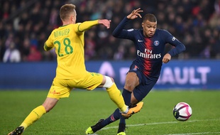 Rongier face à Mbappé.
