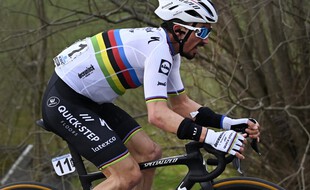 Van Der Poel 1 - Alaphilippe 0 en 2021.