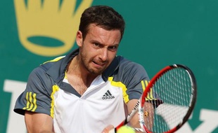 Réputé pour son caractère volcanique, le Letton Ernests Gulbis a fait très fort mercredi à Monte-Carlo en écopant d'un jeu de pénalité, une sanction rarissime, lors de sa défaite 6-0, 3-6, 6-3 face à l'Argentin Juan Monaco au deuxième tour.