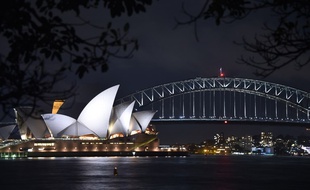 Le Harbour Bridge de la ville de Sydney en Australie. Image d'illustration.