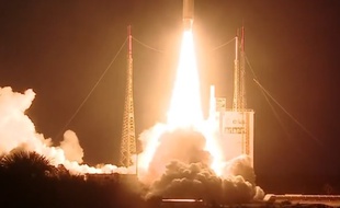 Lancement réussi pour Ariane 5 en Guyane le 14 février 2017.