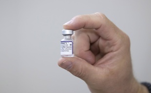 Flacon de vaccin Covid-19 Pfizer BioNTech.