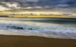 Nul besoin d'aller à l'autre bout du monde pour goûter aux joies des plages paradisiaques : Fréjus vous comblera sans peine.