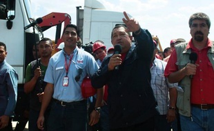 Le président vénézuélien Hugo Chavez a annoncé mardi qu'il subirait "dans les prochains jours" une nouvelle opération pour extraire une "lésion" dans la zone où une tumeur cancéreuse lui avait déjà été retirée en juin 2011 à Cuba, mais a affirmé n'avoir aucune métastase.