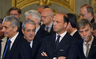 Les Bourses européennes ont terminé en hausse lundi, les investisseurs confortés par le discours du président du Conseil italien Enrico Letta et l'espoir de voir les Banques centrales américaine (Fed) et européenne (BCE) agir à l'issue de leurs réunions respectives cette semaine.