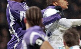 La blessure de Cetto a permis à Fofana (à gauche) de retrouver une place de titulaire.