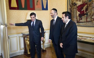 François Fillon d'un côté et François Hollande de l'autre ont reçu mercredi des représentants des cultes, en pleine polémique sur le halal et le casher afin de les rassurer