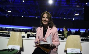 La ministre de l'Ecologie Ségolène Royal au Bourget le 5 décembre 2015
