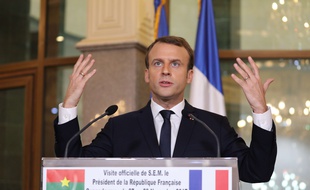 Emmanuel Macron à Ouagadougou le 28 novembre 2017.