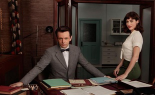 Michael Sheen et Lizzy Caplan dans «Masters of Sex», diffusé en France par OCS City.