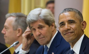 John Kerry et Barack Obama le 23 mai 2016 à Hanoï