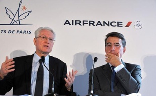 Nouvelle salle d'embarquement, terminal dédié au trafic européen, contrôle sûreté simplifié: Air France et ADP promettent qualité de service, fluidité et luxe pour attirer toujours plus de passagers à l'international dans un hub modernisé.