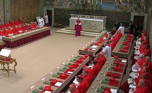 L'arrivée des cardinaux dans la chapelle Sixtine, au Vatican, le 12 mars 2013.