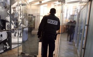Les arrachages de colliers en or, qui avaient atteint un pic cet été à Paris, ont chuté de manière significative, après plusieurs centaines d'arrestations.