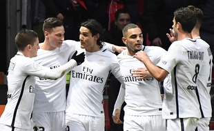 Julian Draxler fête un but lors du match entre Rennes et le PSG le 14 janvier 2017.