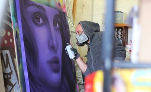 Aero est l'un des noms du street-art les plus connus à Rennes.