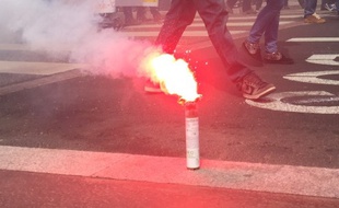 Un fumigène. Illustration.