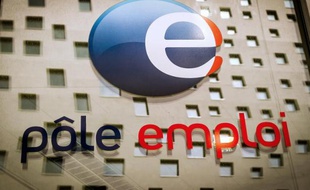 Le logo de Pôle Emploi à La Madeleine le 26 mai 2014