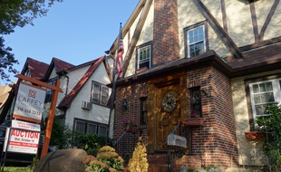 La maison d'enfance de Donald Trump dans le Queens, à New-York, est à louer sur AirBnb pour 725 dollars la nuit.