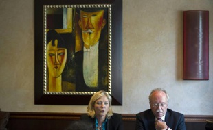 Marine Le Pen et Wallerand de Saint Just le 26 juin 2013 à Paris