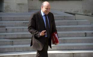 Jean-Marie Le Guen à la sortie du Conseil des ministres le 30 avril 2014 à l'Elysée à Paris