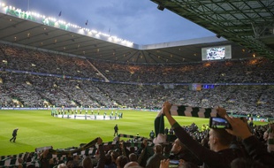 Le Celtic Park entonne