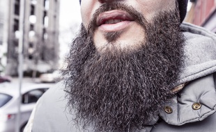 Un homme barbu. Illustration.