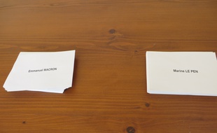 Dans un bureau de vote de la Haute-Garonne, le 7 mais 2017.