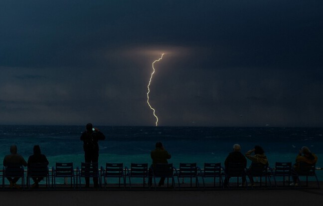 Orages : 20.000 impacts de foudre sur l'Hexagone mercredi