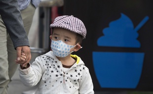 Un enfant à Pékin, le 14 octobre 2016.