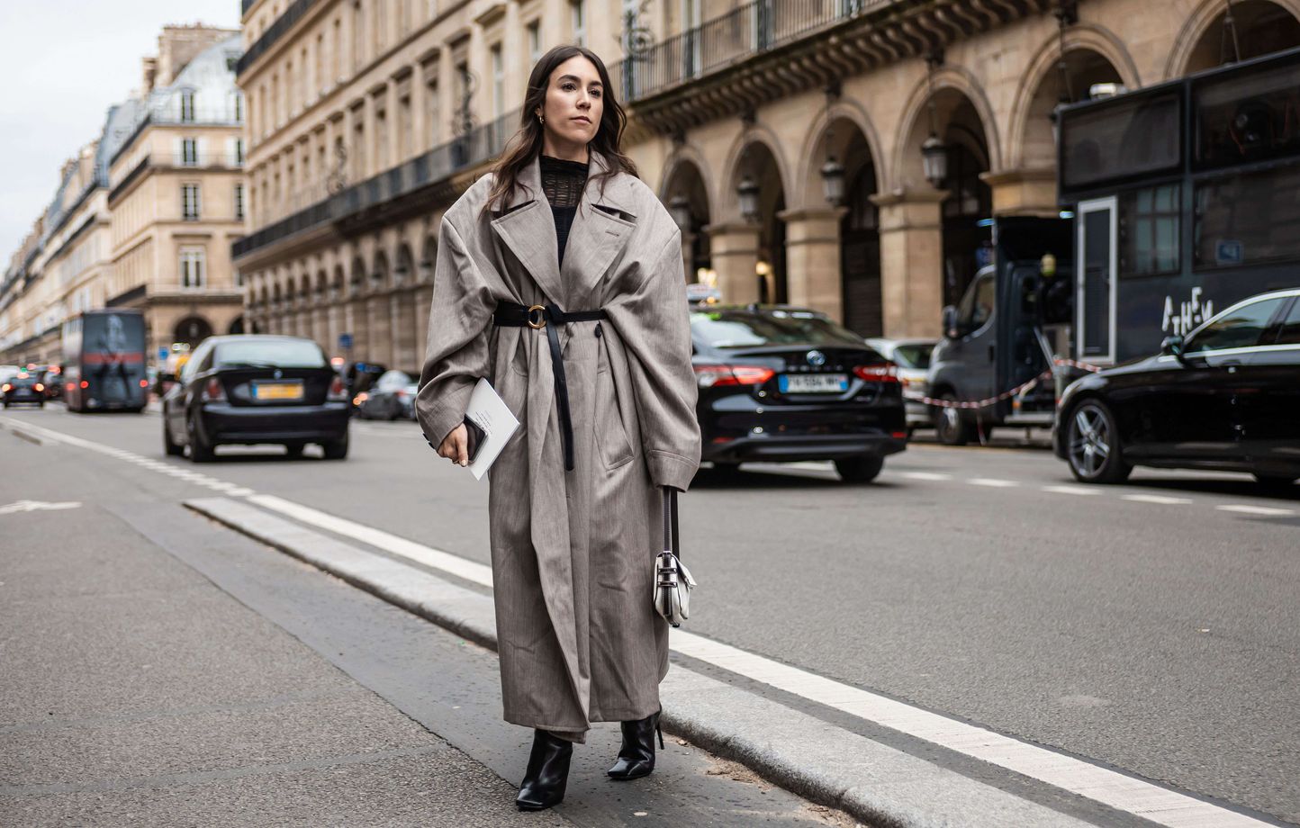 Pourquoi le trench coat revient tous les ans dans le dressing des