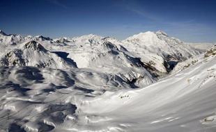 La fronde des stations de ski contre le projet de charte du parc national de la Vanoise (Savoie) menace de réduire ce dernier à la portion congrue, s'inquiètent les associations écologistes qui ont lancé mercredi à Paris un appel "sauver les parcs nationaux".