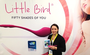 Christel Le Coq et son Little Bird lors du CES de Las Vegas en janvier 2016.