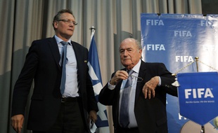 Jérôme Valcke et Sepp Blatter, anciens dirigeants de la Fifa, ici le 19 décembre 2014 à Marrakech.