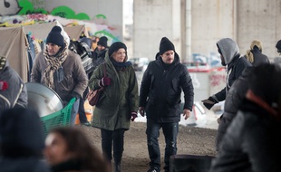 Agnès Jaoui dans Les bonnes intentions de Gilles Legrand