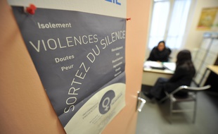 Illustration accueil de femmes au Savim Service d'aide aux victimes. Creation d'appartements pour femmes battues.