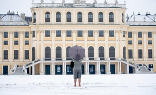 Un touriste à Vienne, en Autriche..